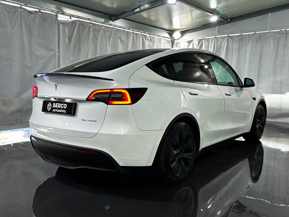 tesla-model-y-2021-eletrico-0cc