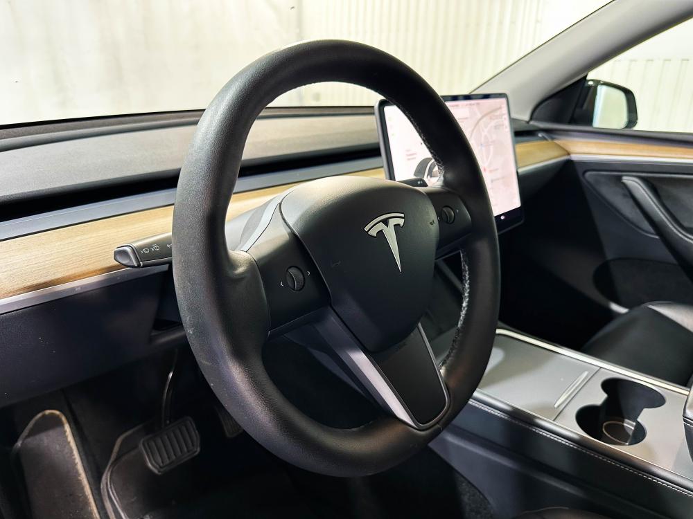 tesla-model-y-2021-eletrico-0cc