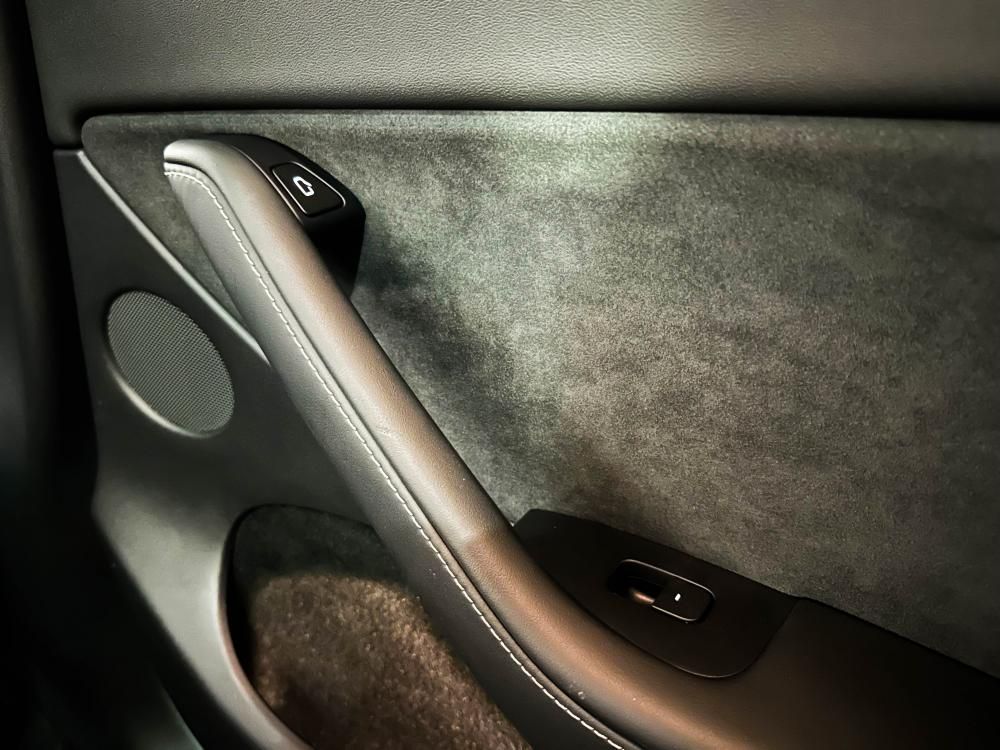 tesla-model-y-2021-eletrico-0cc