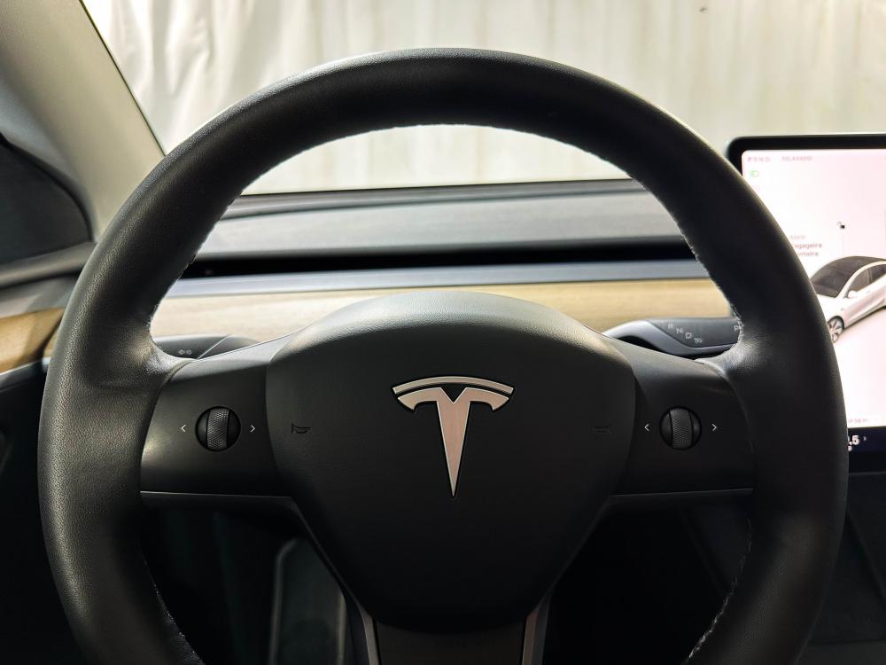 tesla-model-y-2021-eletrico-0cc