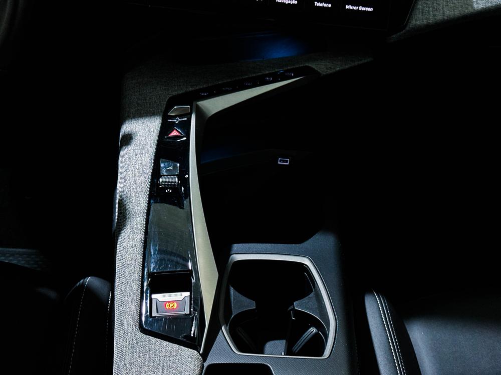 peugeot-3008-2025-gasolina-1199cc