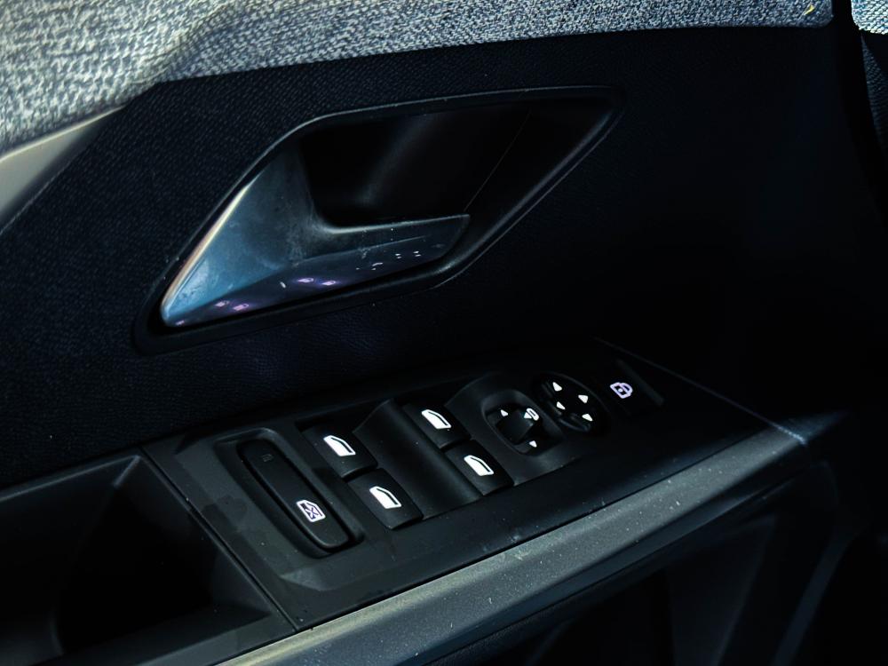 peugeot-3008-2025-gasolina-1199cc