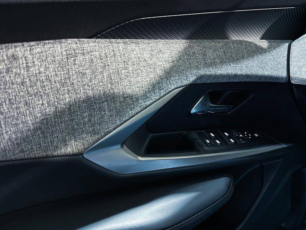 peugeot-3008-2025-gasolina-1199cc