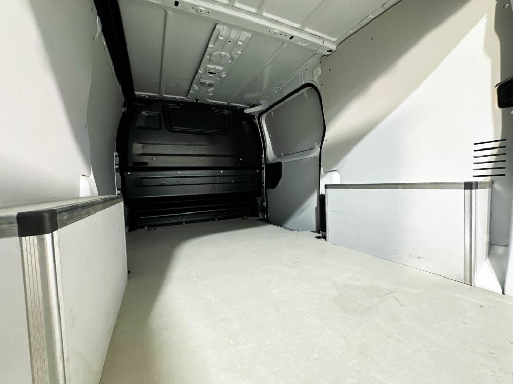 opel-vivaro-2024-diesel-1499cc