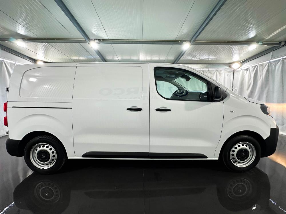 opel-vivaro-2024-diesel-1499cc