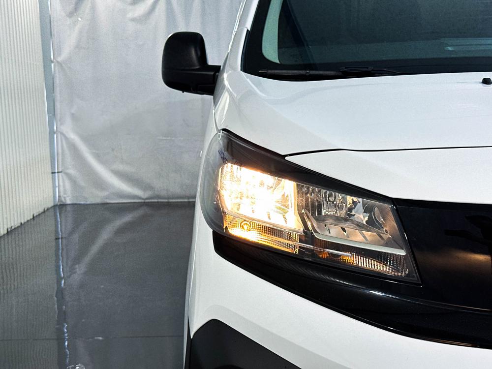 opel-vivaro-2024-diesel-1499cc