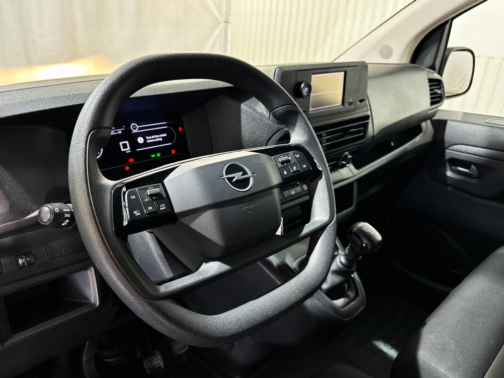 opel-vivaro-2024-diesel-1499cc