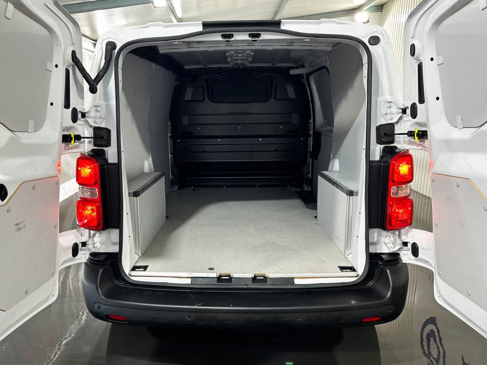 opel-vivaro-2024-diesel-1499cc