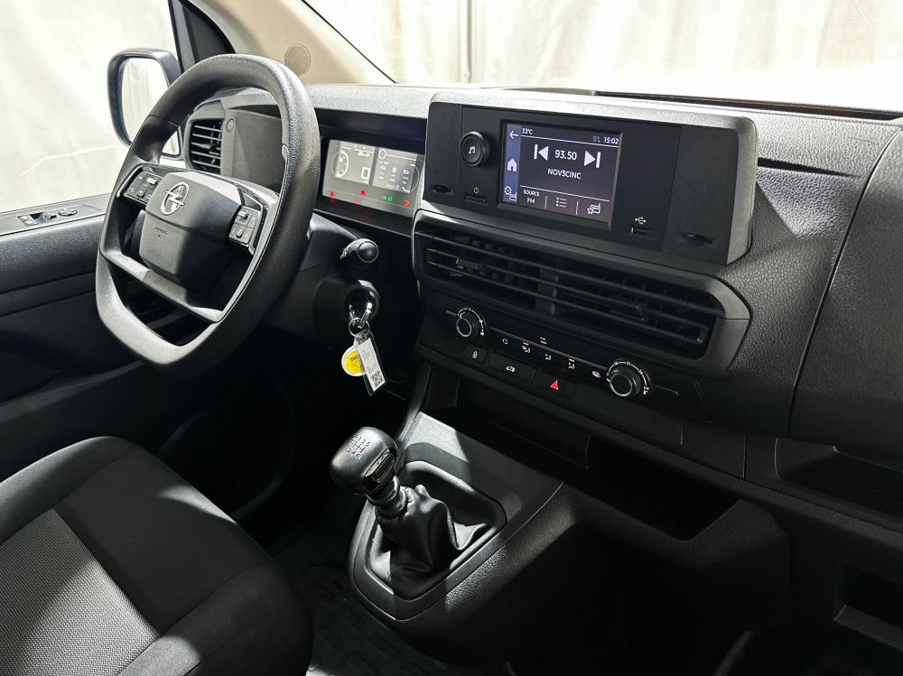 opel-vivaro-2024-diesel-1499cc