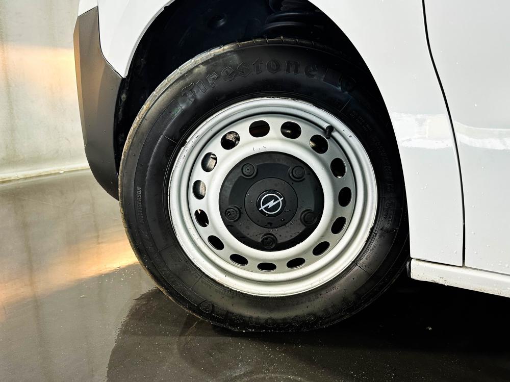 opel-vivaro-2024-diesel-1499cc