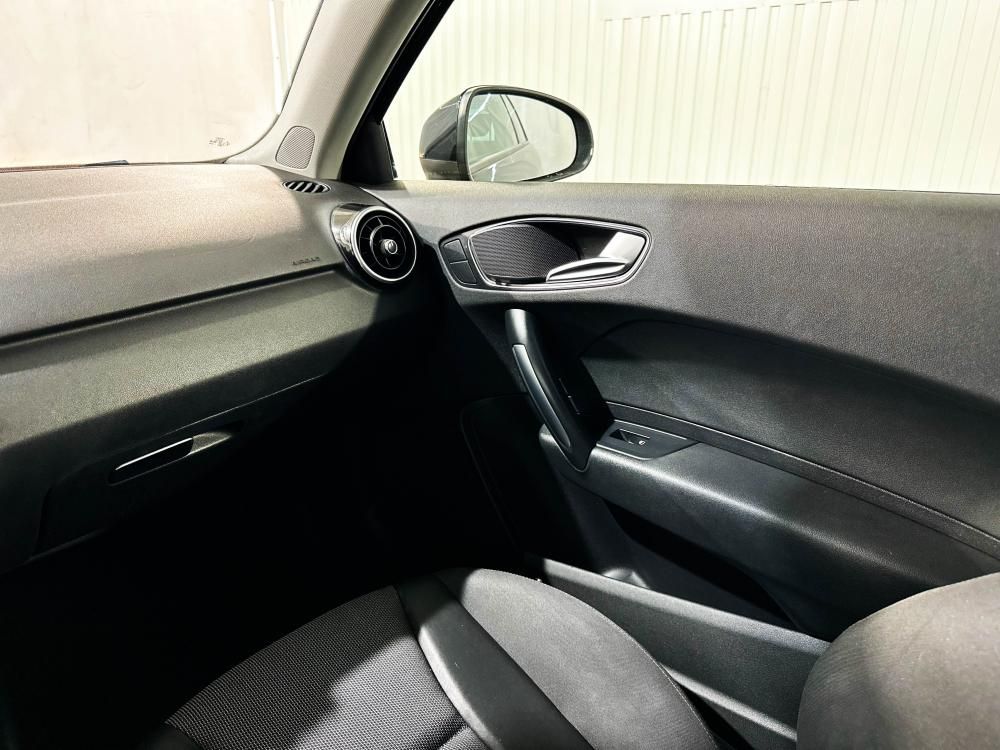 audi-a1-2012-diesel-1598cc