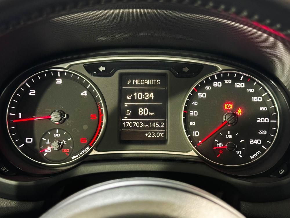 audi-a1-2012-diesel-1598cc