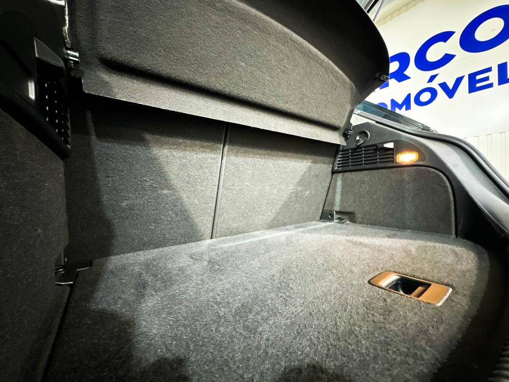 audi-a1-2012-diesel-1598cc
