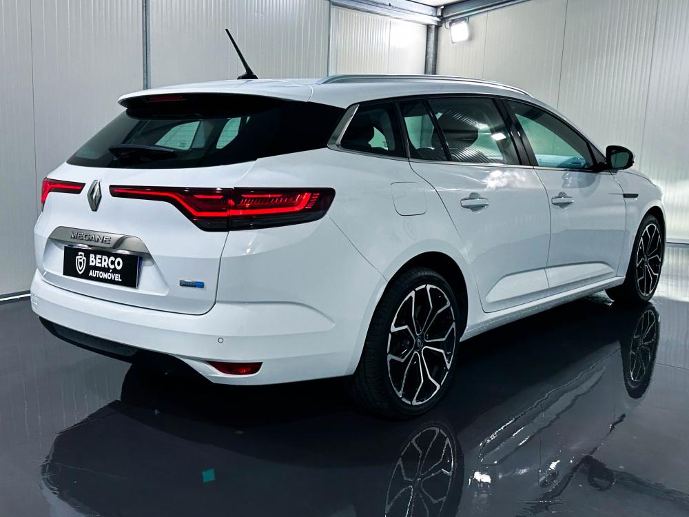 renault-megane-2021-hibrido-a-gasolina-1598cc