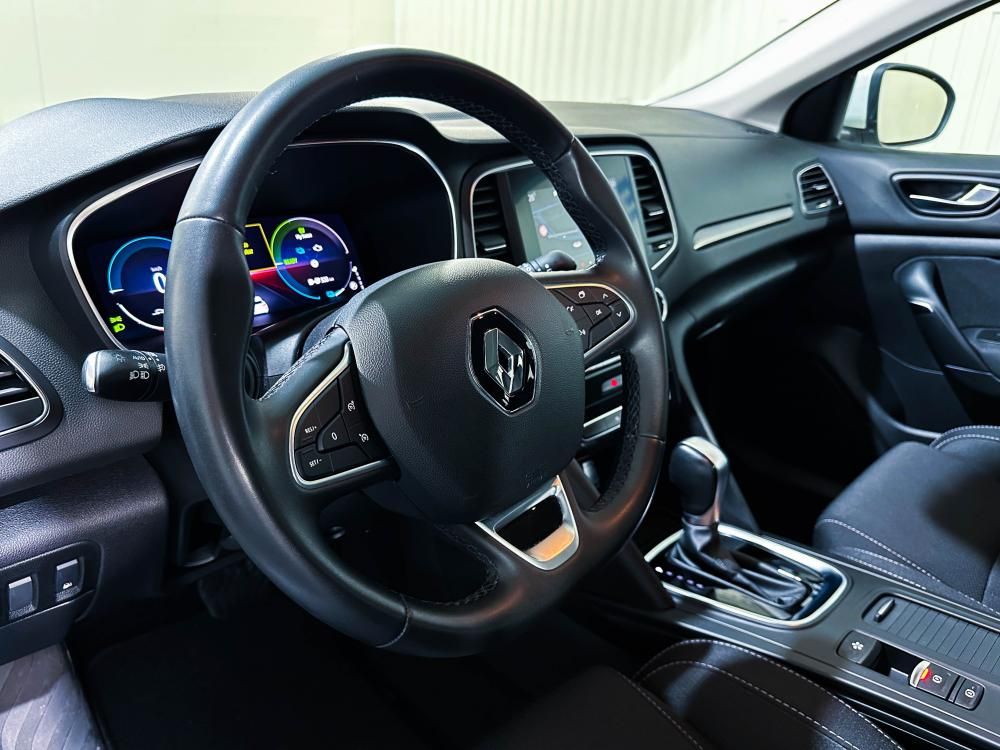 renault-megane-2021-hibrido-a-gasolina-1598cc