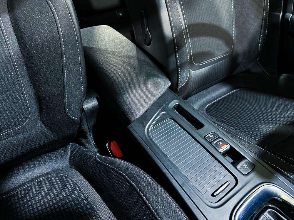 renault-megane-2021-hibrido-a-gasolina-1598cc