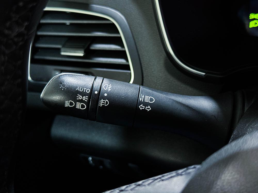renault-megane-2021-hibrido-a-gasolina-1598cc