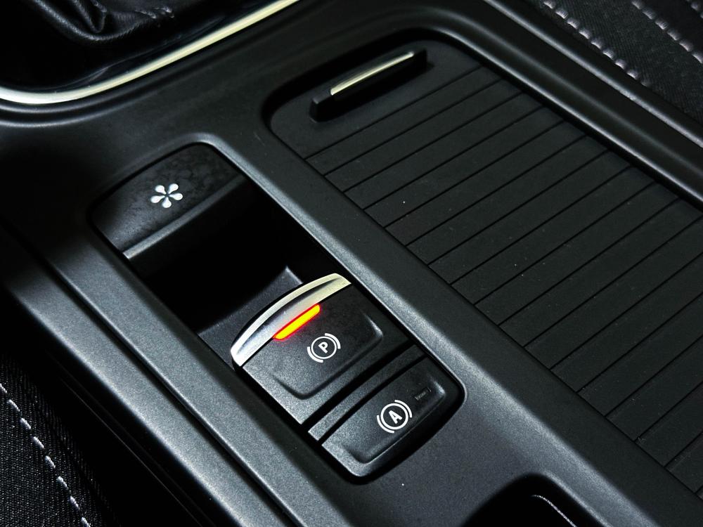 renault-megane-2021-hibrido-a-gasolina-1598cc