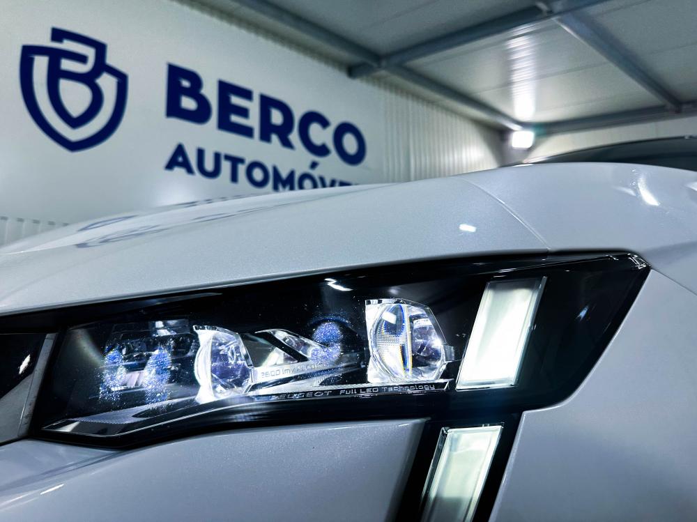 peugeot-508-sw-2021-hibrido-a-gasolina-1598cc