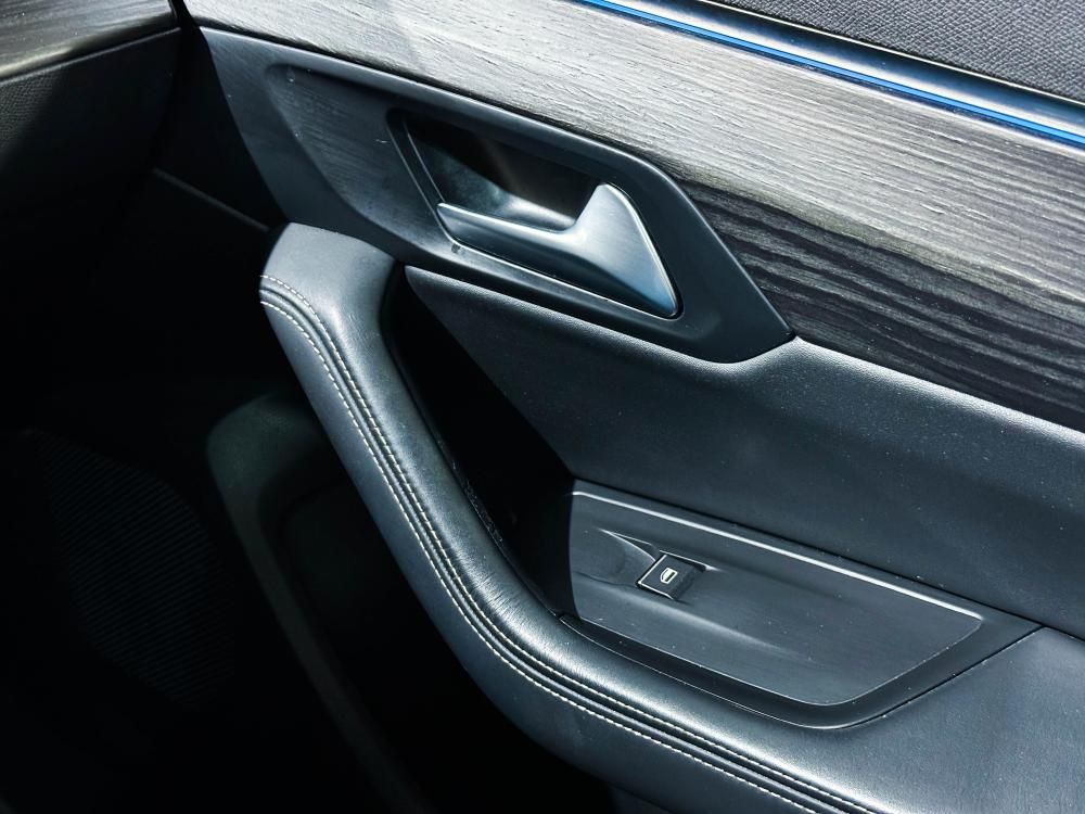 peugeot-508-sw-2021-hibrido-a-gasolina-1598cc