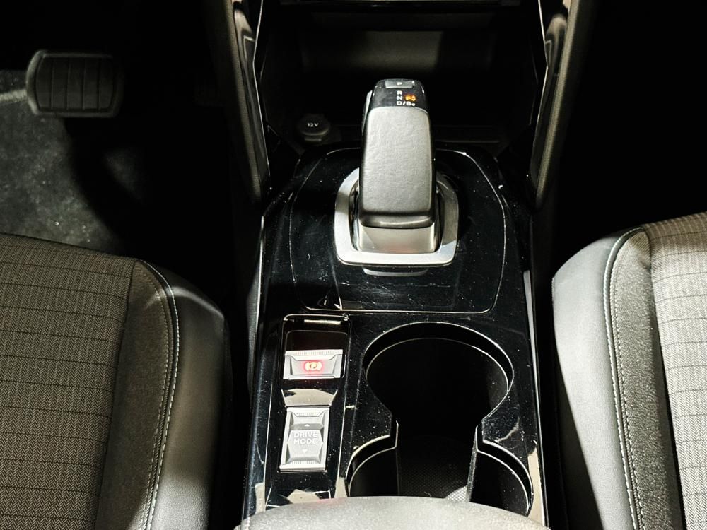 peugeot-e-2008-2021-eletrico-0cc
