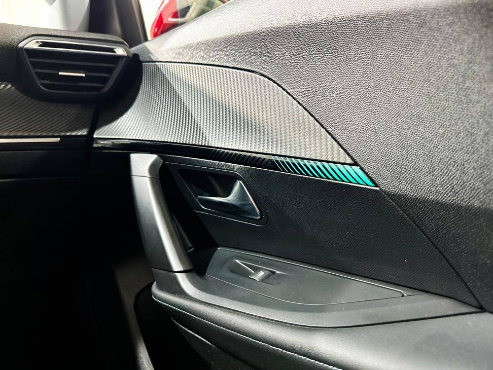 peugeot-e-2008-2021-eletrico-0cc