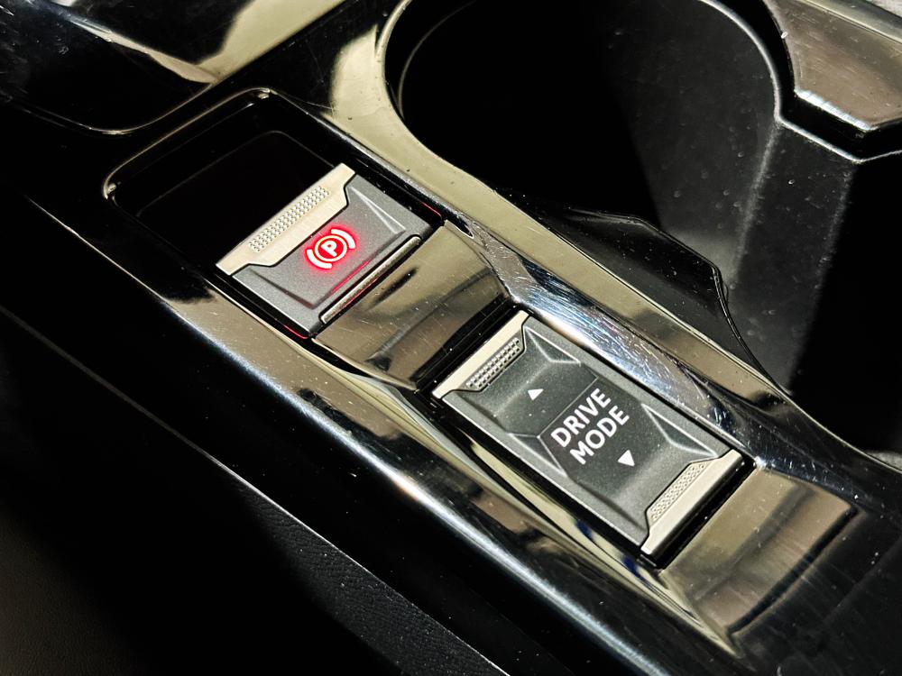 peugeot-e-2008-2021-eletrico-0cc