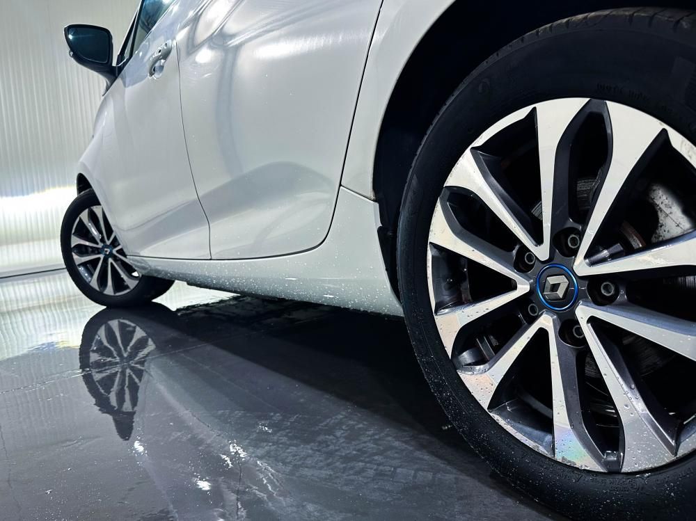 renault-zoe-2020-eletrico-0cc