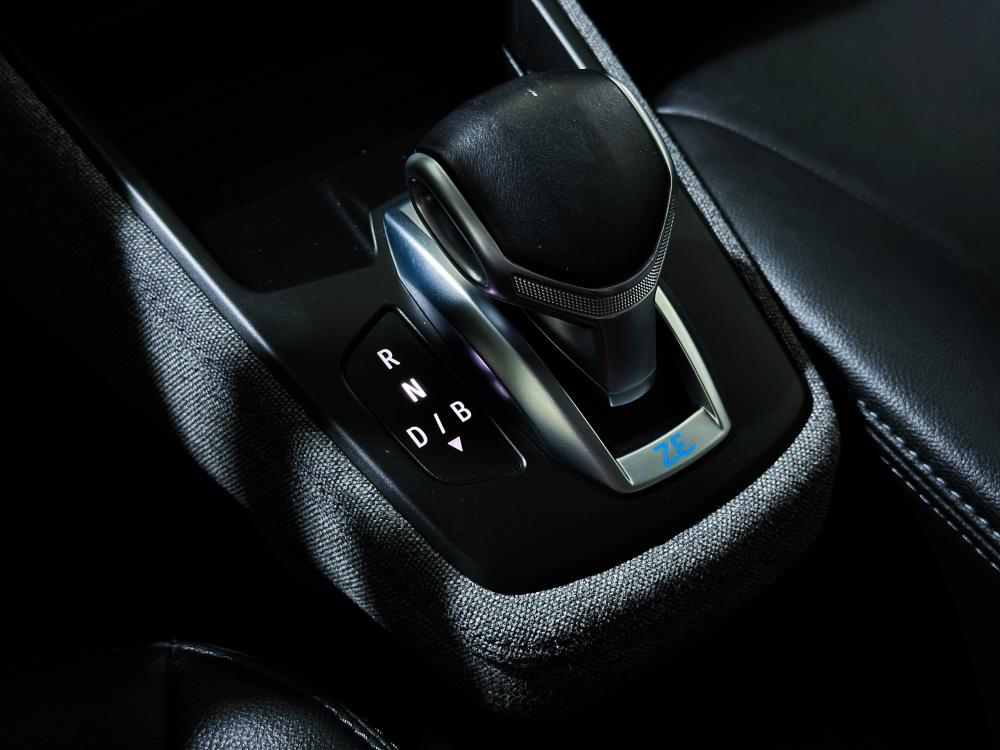 renault-zoe-2020-eletrico-0cc
