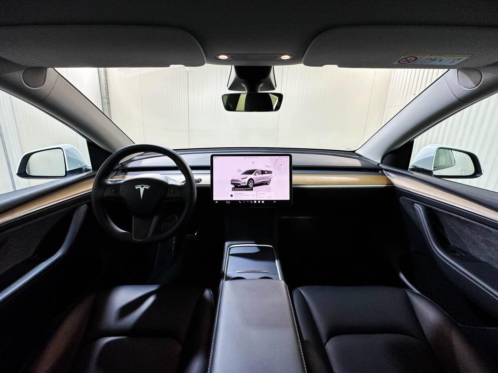 tesla-model-y-2022-eletrico-0cc