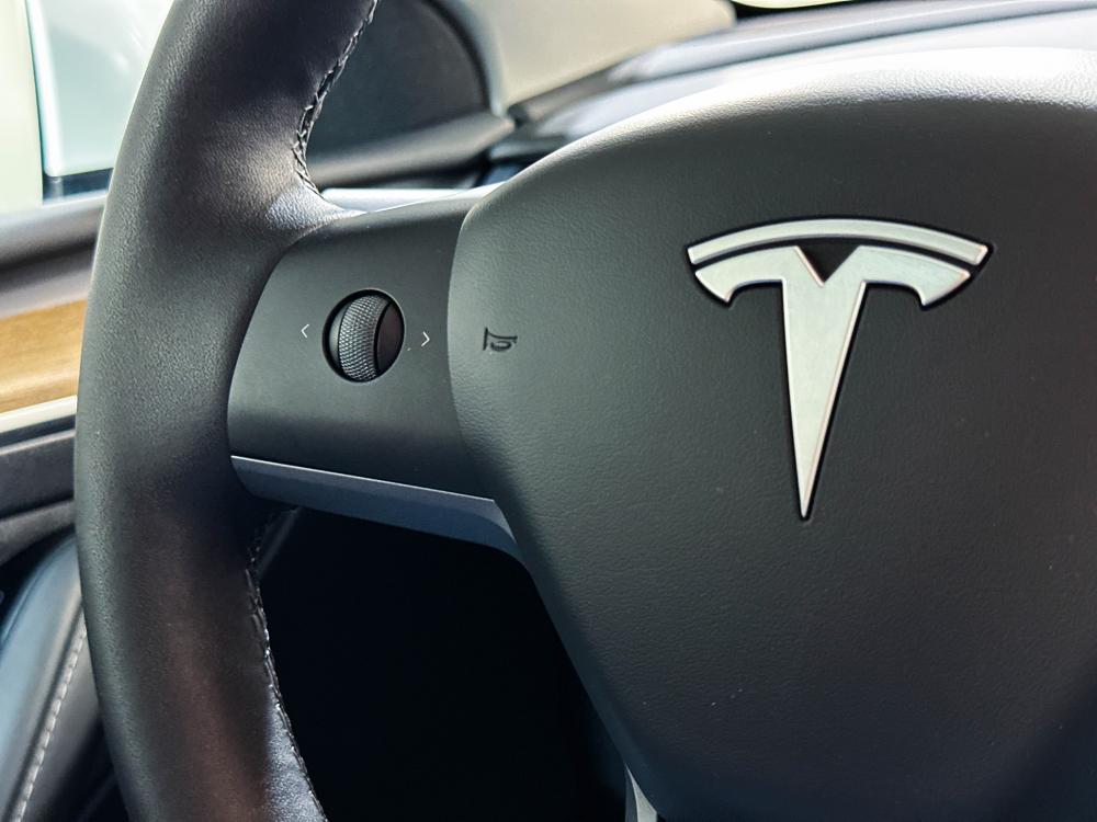 tesla-model-y-2022-eletrico-0cc
