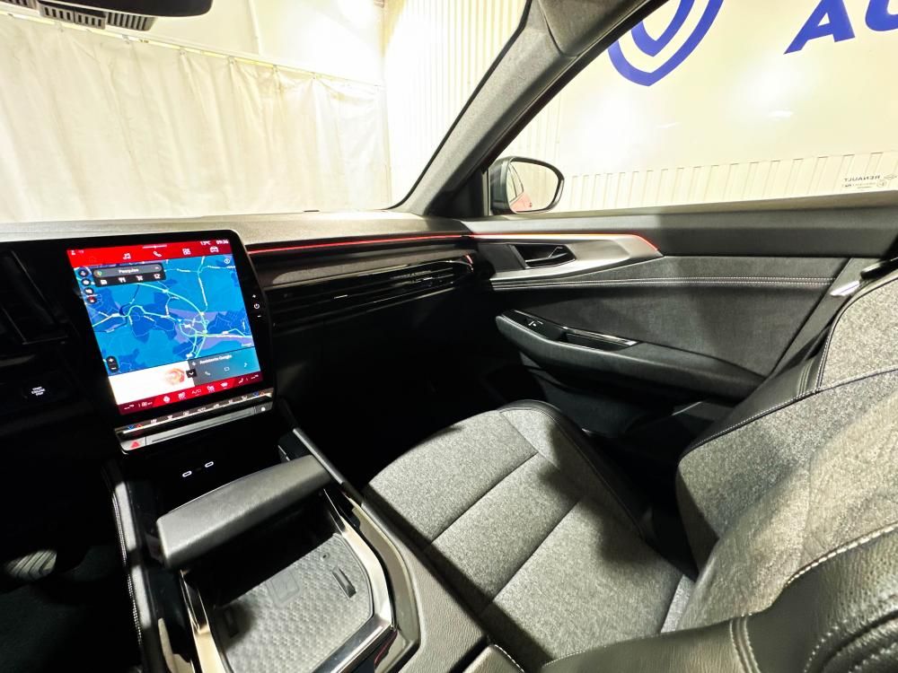 renault-rafale-2025-hibrido-a-gasolina-1199cc