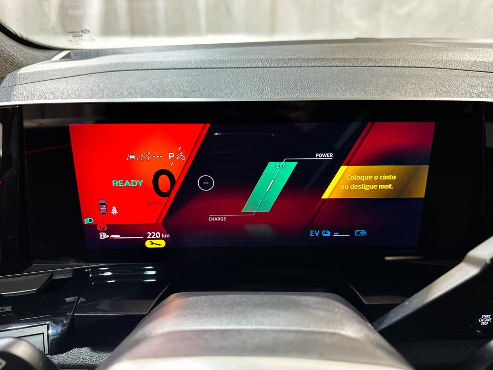 renault-rafale-2025-hibrido-a-gasolina-1199cc