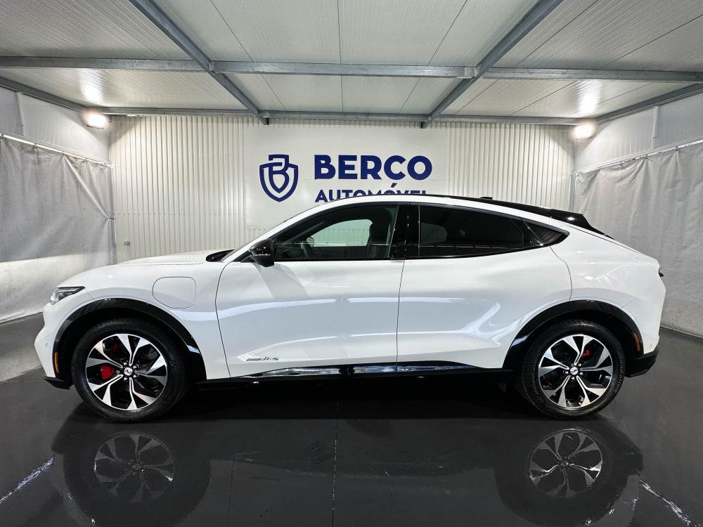 ford-mustang-mach-e-2023-eletrico-0cc