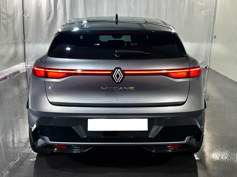renault-megane-e-tech-2022-eletrico-0cc