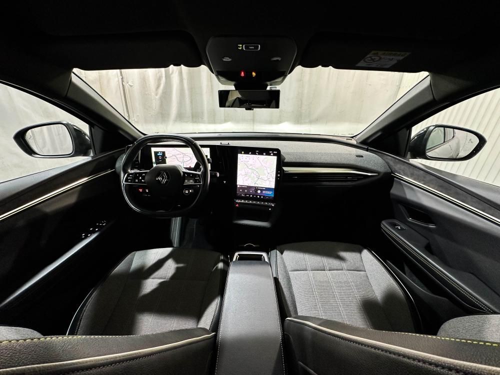 renault-megane-e-tech-2022-eletrico-0cc