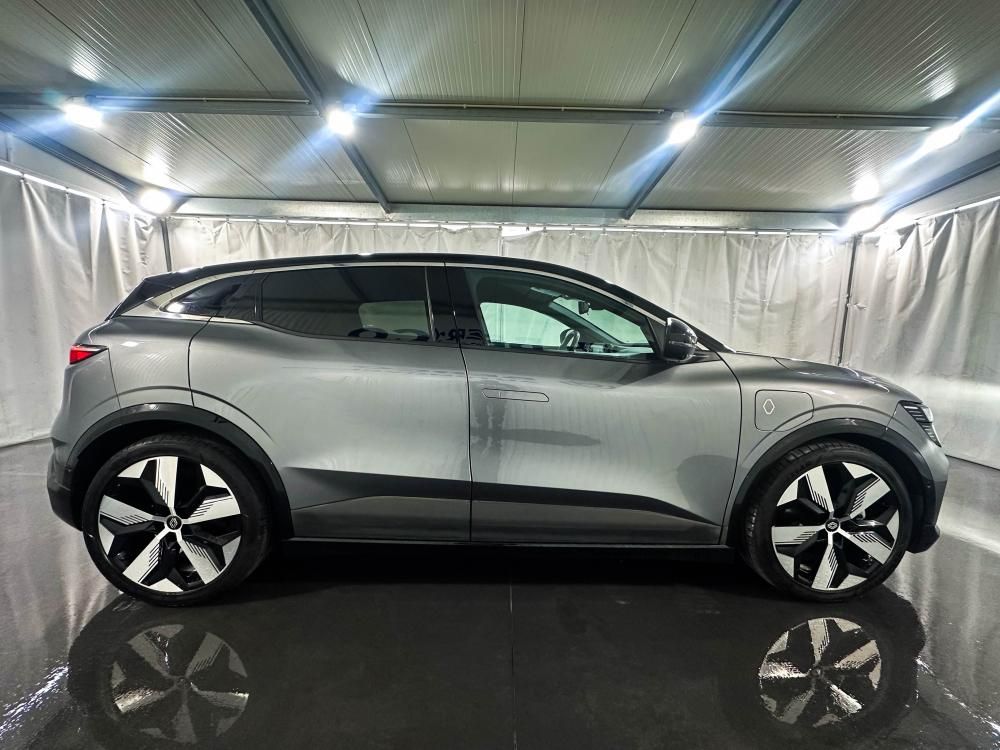 renault-megane-e-tech-2022-eletrico-0cc