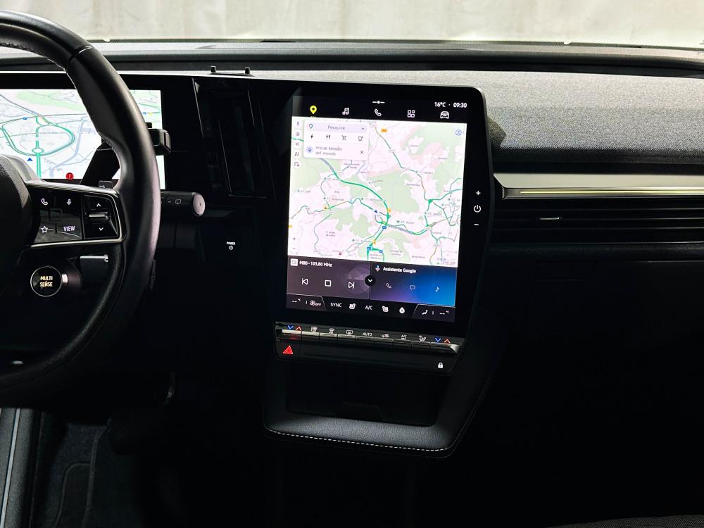 renault-megane-e-tech-2022-eletrico-0cc