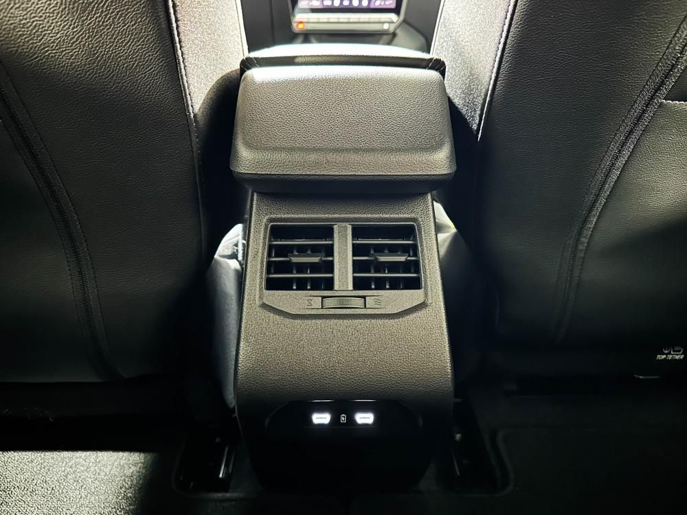 renault-megane-e-tech-2022-eletrico-0cc
