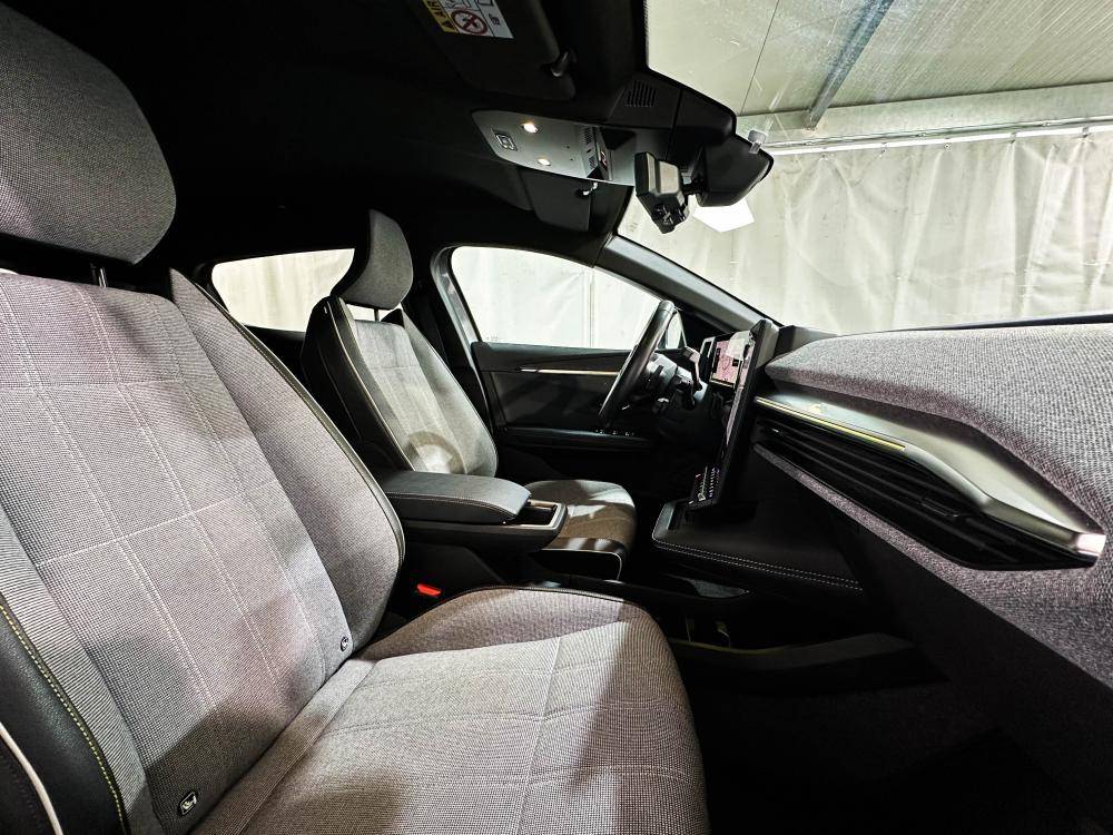 renault-megane-e-tech-2022-eletrico-0cc