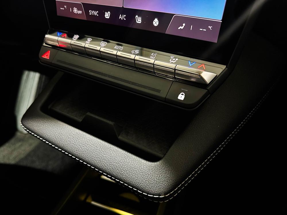 renault-megane-e-tech-2022-eletrico-0cc