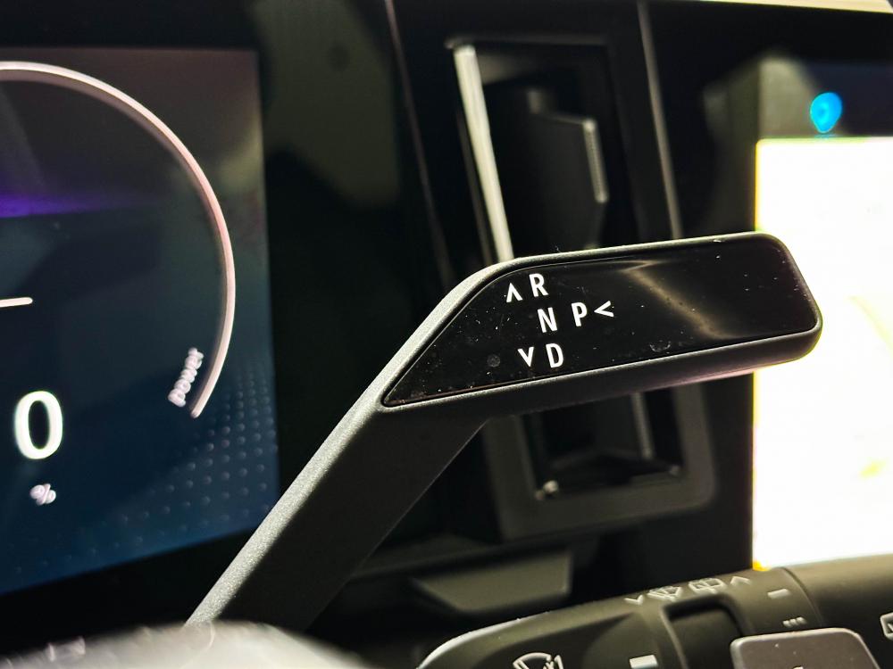 renault-megane-e-tech-2022-eletrico-0cc