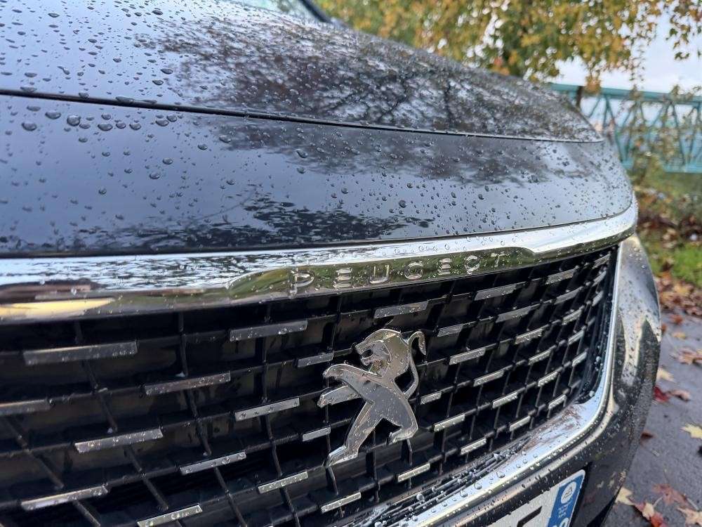 peugeot-3008-2017-diesel-1560cc