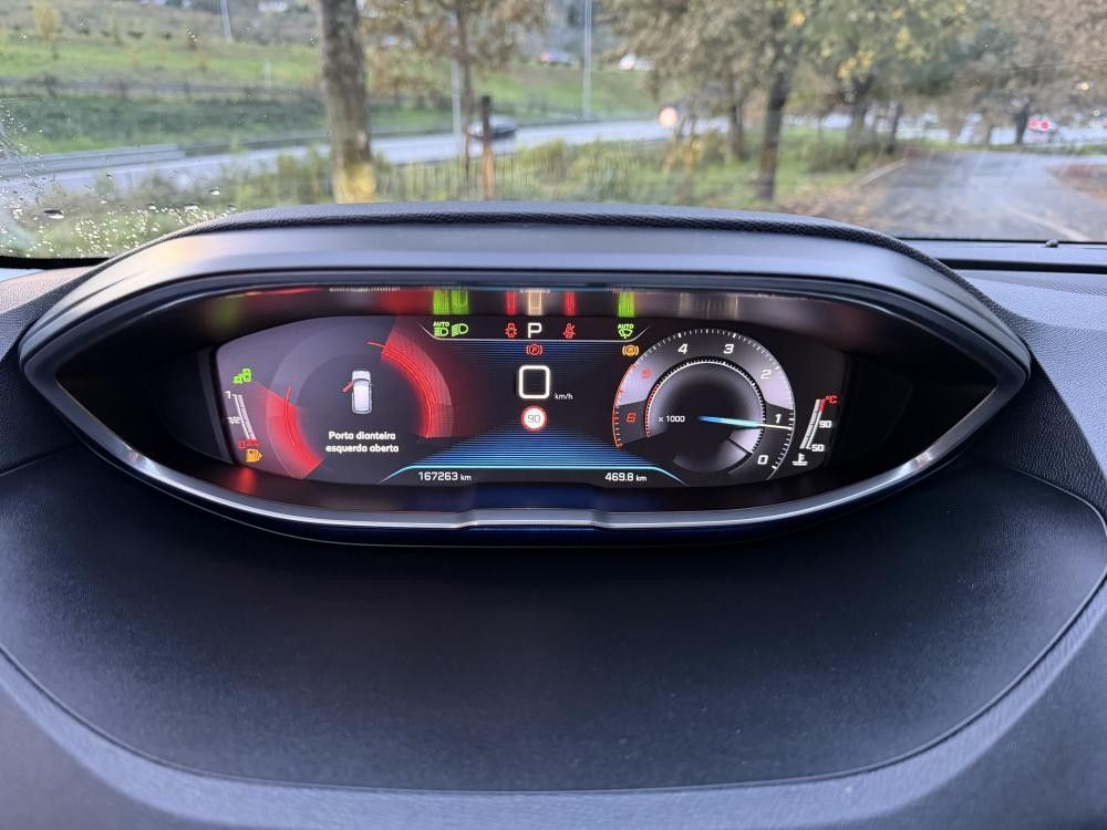 peugeot-3008-2017-diesel-1560cc