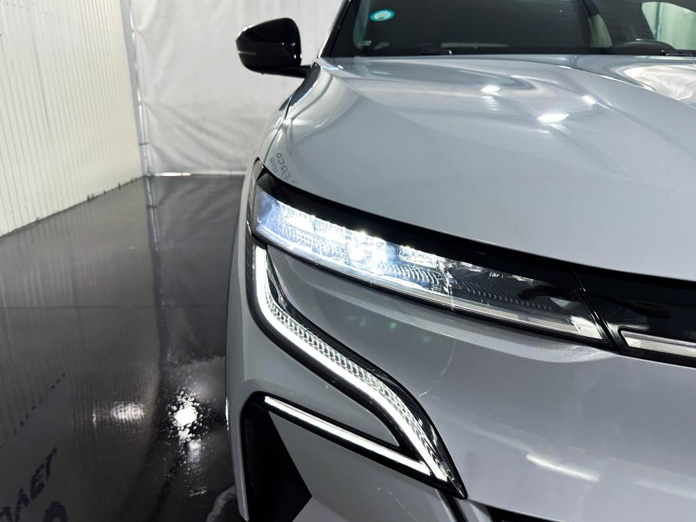 renault-megane-e-tech-2022-eletrico-0cc