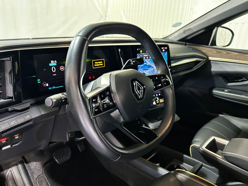 renault-megane-e-tech-2022-eletrico-0cc
