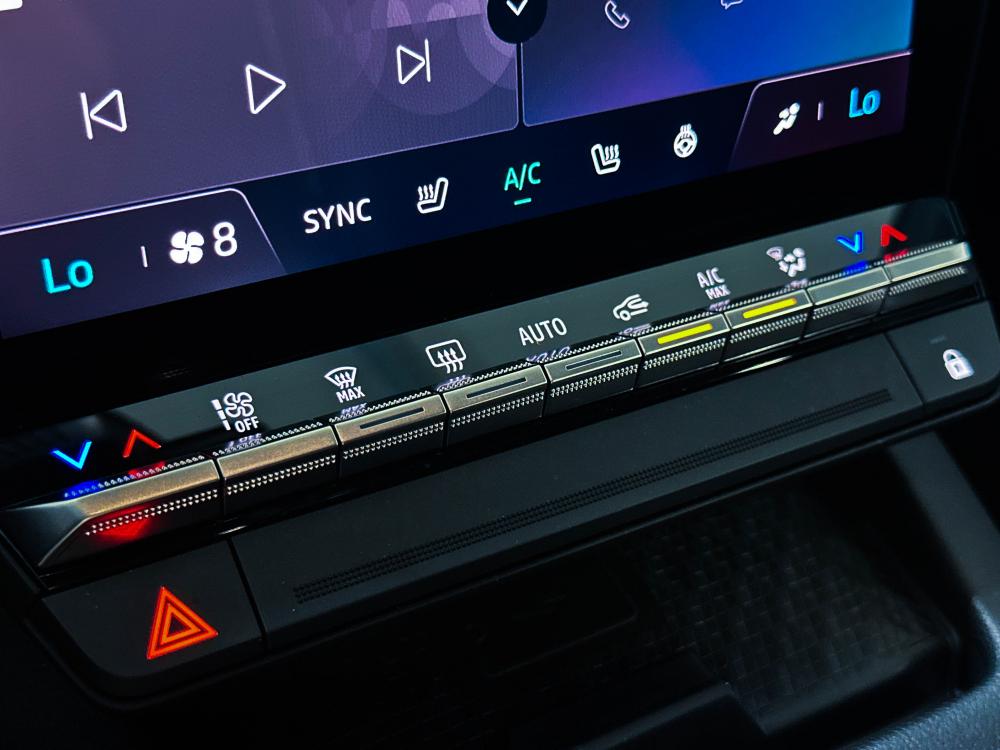 renault-megane-e-tech-2022-eletrico-0cc