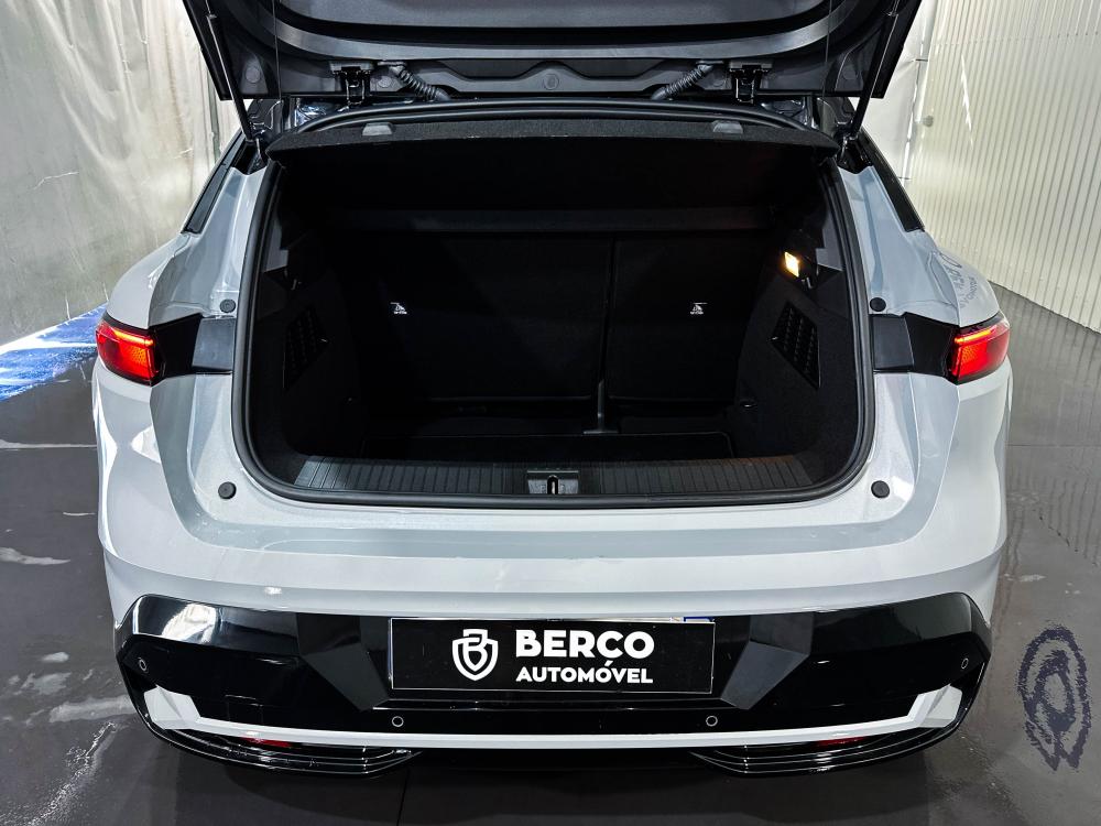 renault-megane-e-tech-2022-eletrico-0cc
