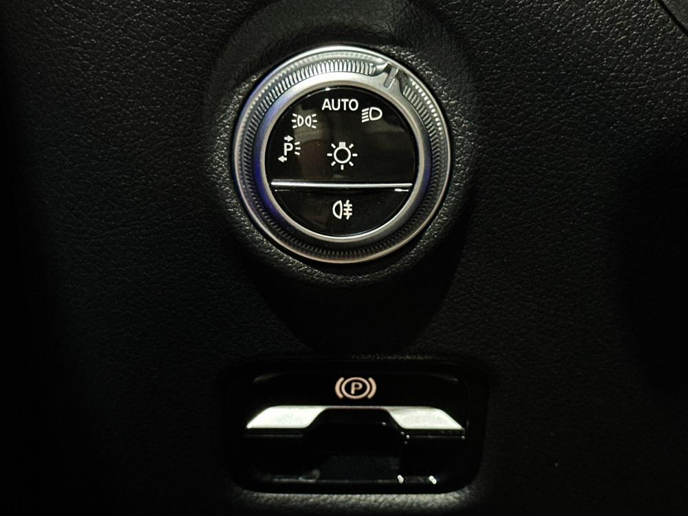 mercedes-benz-classe-c-2022-hibrido-a-gasolina-1999cc