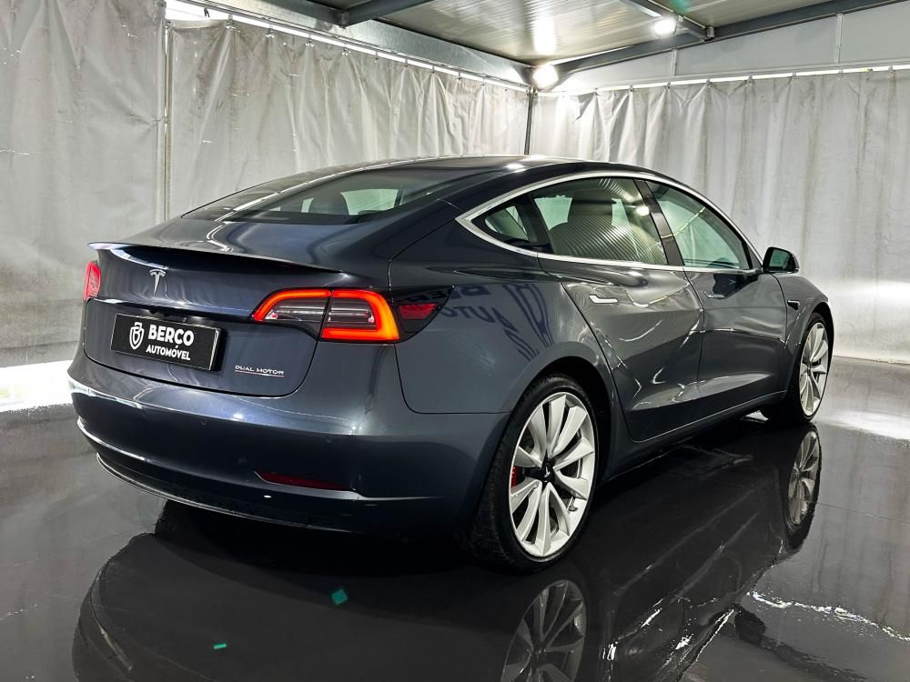 tesla-model-3-2019-eletrico-0cc